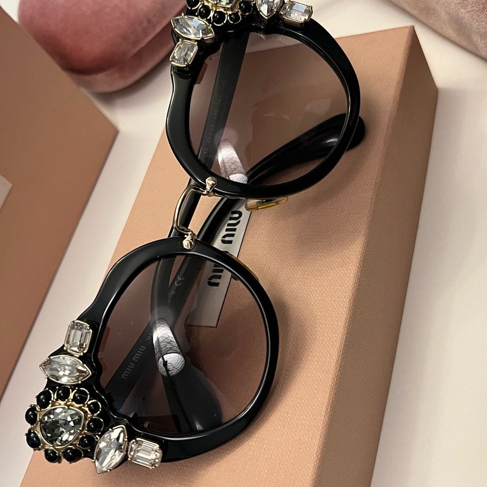 MIU MIU RUNWAY EYEWEAR  | Crystal Jewel | One of a kind 🇮🇹 - Picture 8 of 8